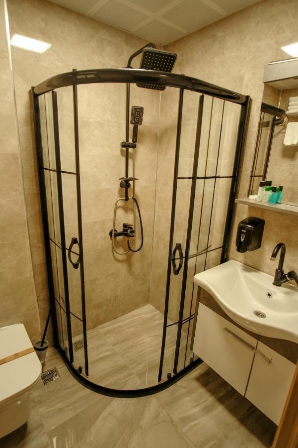 Rhisos Otel 里泽 外观 照片